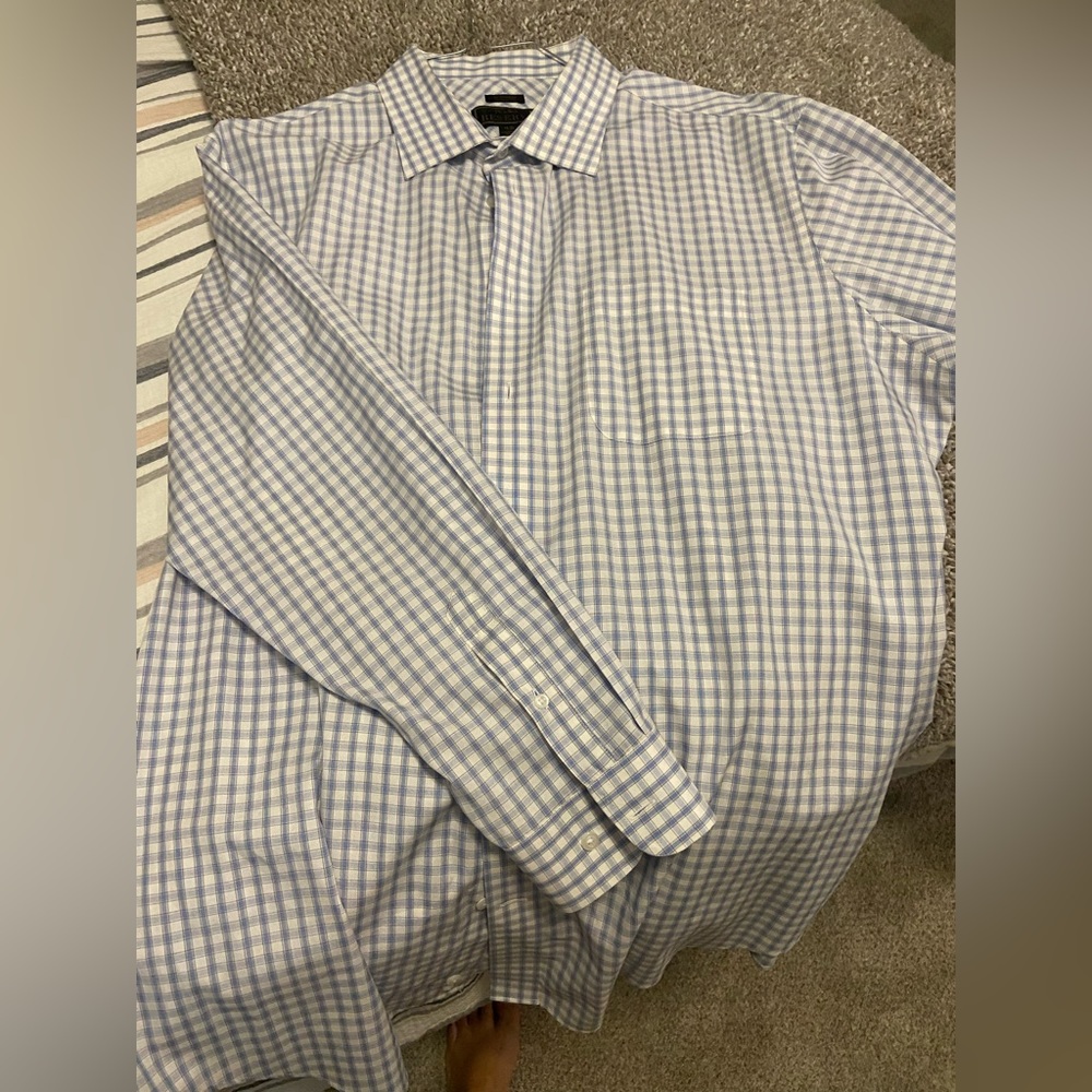 Jos A Bank - No Wrinkles Tailored Fit - blue checked dress shirt